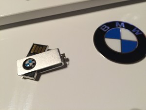 BMW USBメモリ