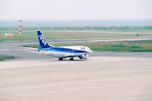 新潟空港。B737