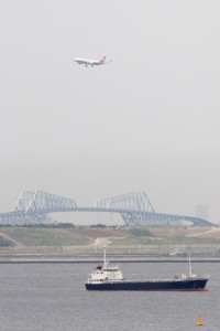 上海航空 A330 f/10 1/1250Sec ISO-200 287mm