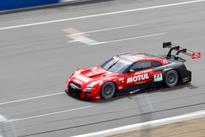 MOTUL AUTECH GT-R