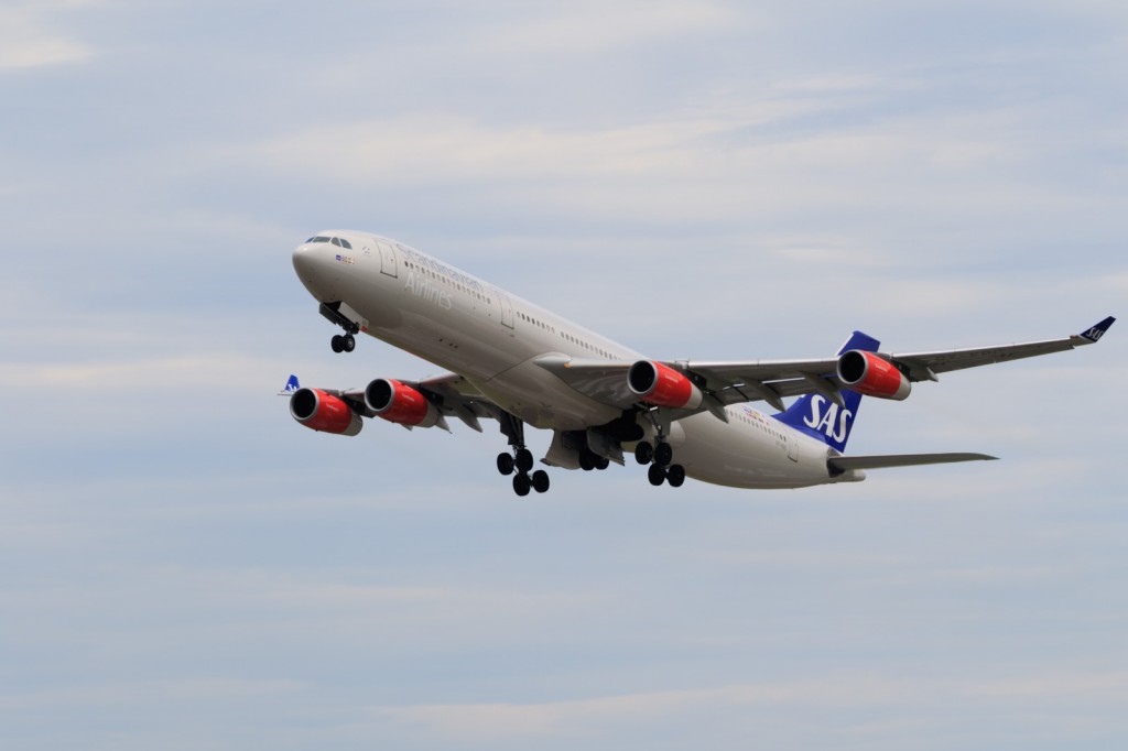 スカンジナビア航空 A340