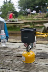 山頂でお湯を沸かしてカップラーメン