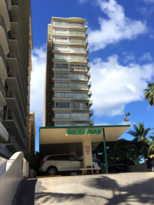 Outrigger Waikiki Shore